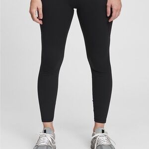 GAP Women's maternity under belly  Classic Black Leggings
